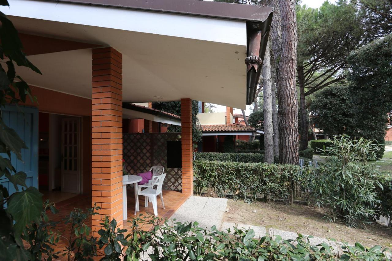 Villaggio Euro Residence Club Bibione Bagian luar foto