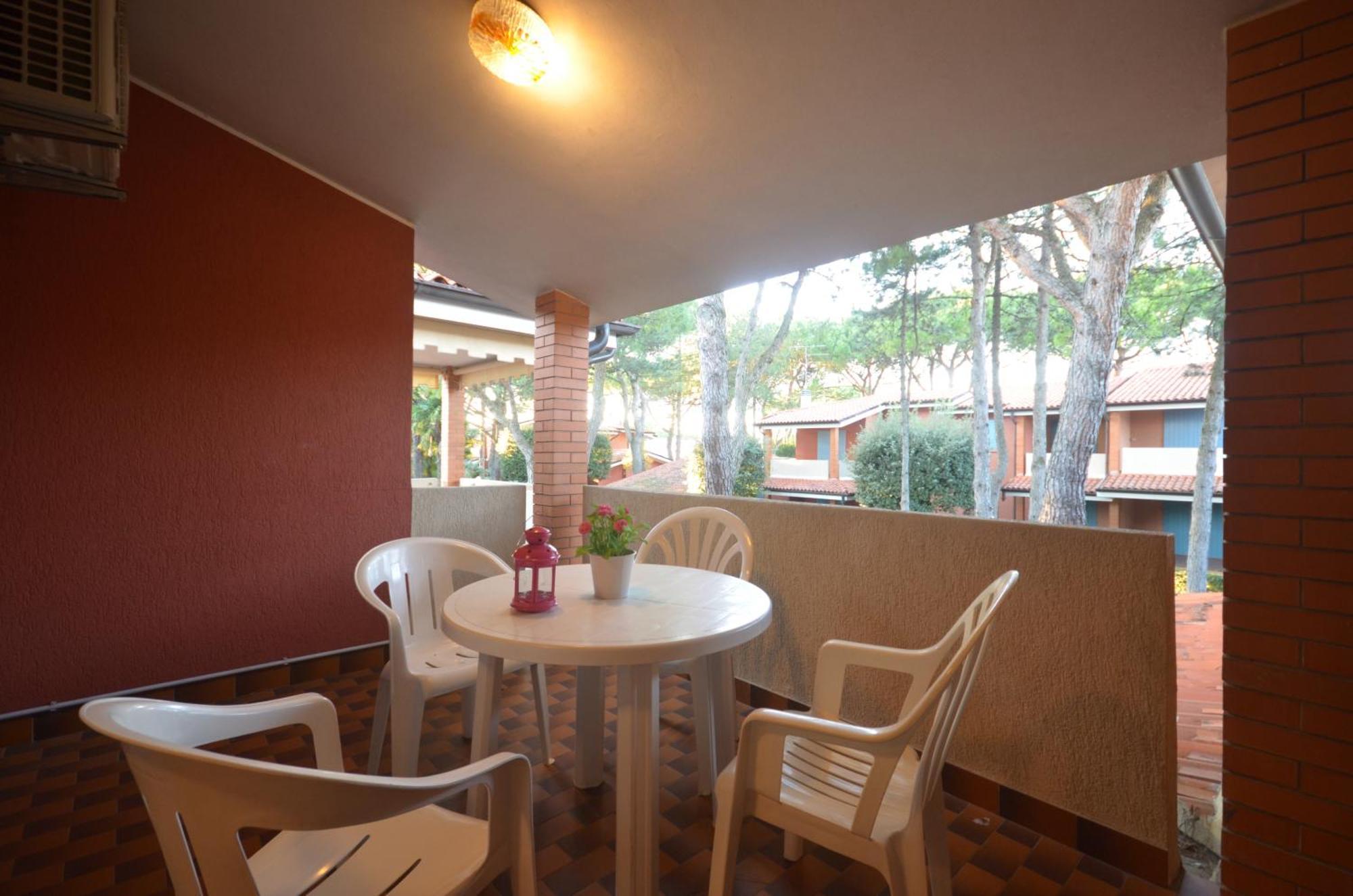 Villaggio Euro Residence Club Bibione Bagian luar foto